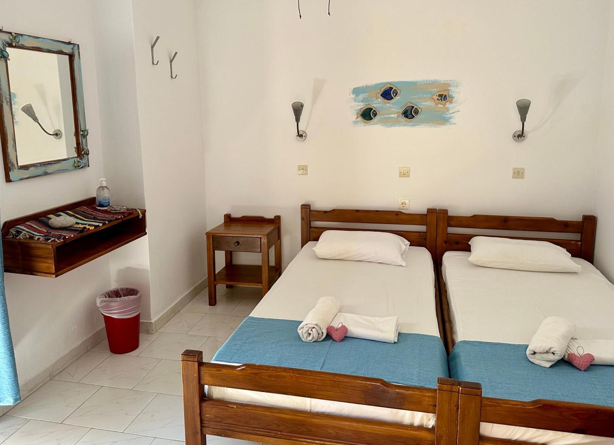 Bonatsa Rooms Paleochora Exterior foto